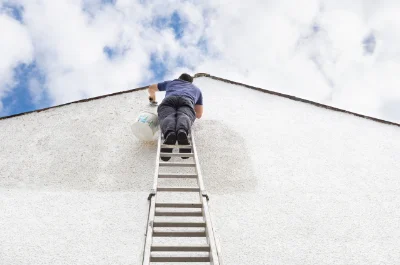 Peinture extérieure à Tellières-le-Plessis — façades et ravalement